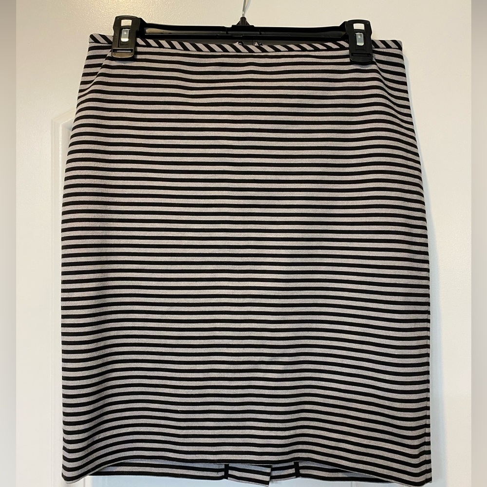 Bar III Black & Gray Business Skirt